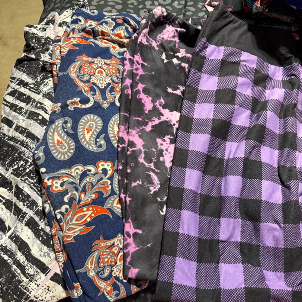 Colorful Patterned Leggings Set